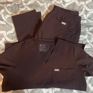 BROWN FIGS Top & Bottom Scrubs
